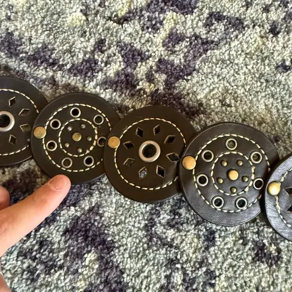 Vintage Western Leather Bohemian Festival Women’s Belt Silver Medallion Summer - Picture 4 of 10